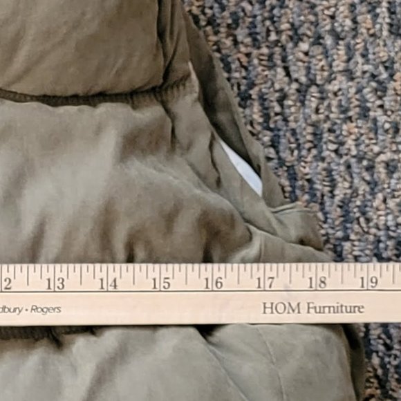 Eolvin Klein Khaki Hooded Puffer Vest Size Small - Picture 9 of 13